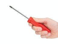 Comment entretenir et réparer votre débroussailleuse thermique